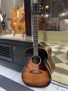 gibson lg 1 1963