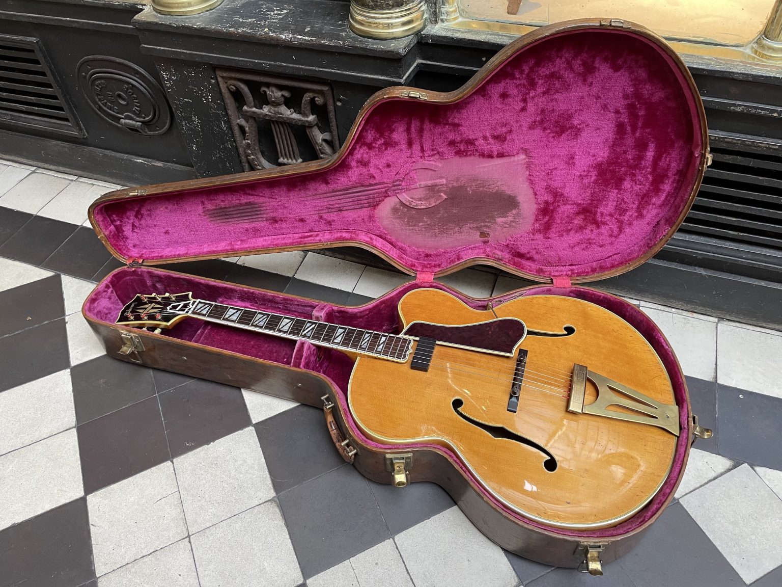 gibson super 400cn 1950