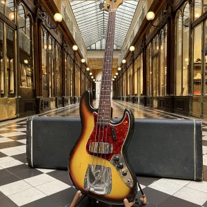 1965 FENDER JAZZ BASS