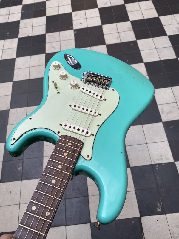 FENDER STRATOCASTER CS SEAFOAM GREEN – Image 5