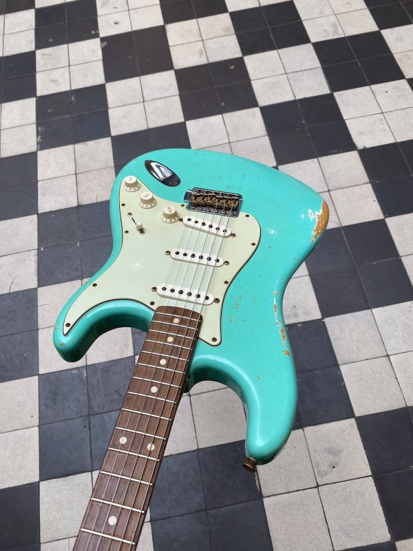 FENDER STRATOCASTER CS SEAFOAM GREEN HEAVY RELIC – Image 5