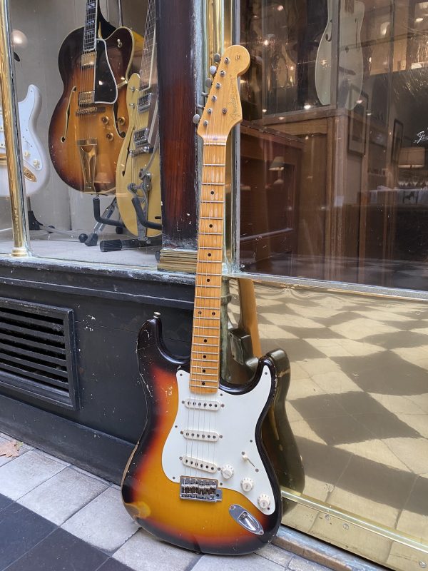 FENDER STRATOCASTER 58 CS SUNBURST